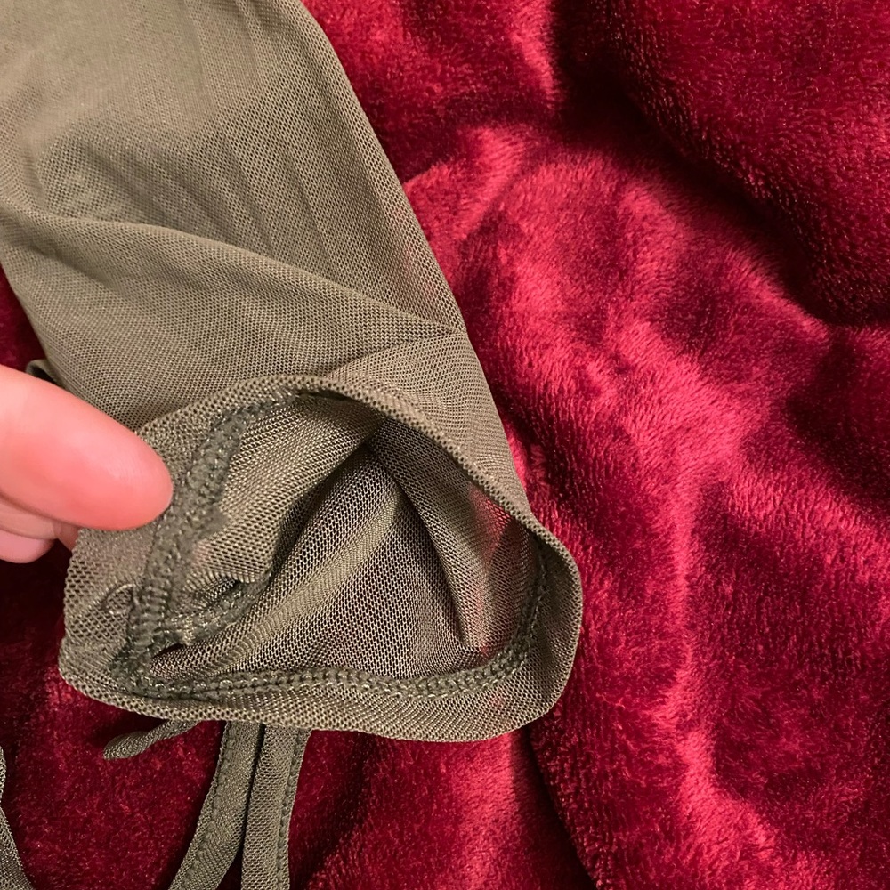 Top - Picture 6 of 6